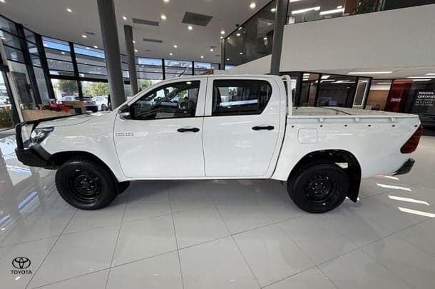 2016 Toyota Hilux Workmate in White