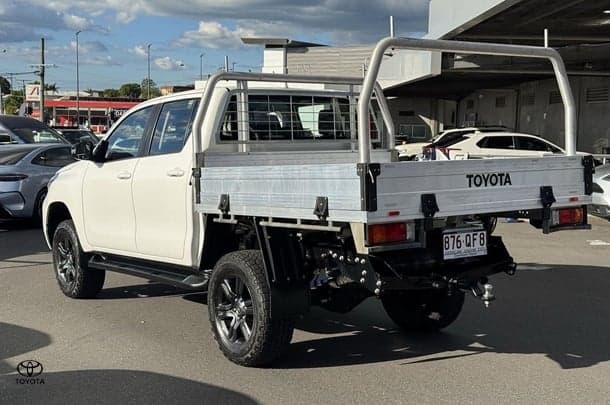 2023 Toyota Hilux SR in White