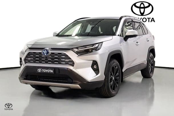 2024 Toyota RAV4 Cruiser 2WD in Silver