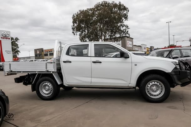 2022 Isuzu D-MAX SX in Other