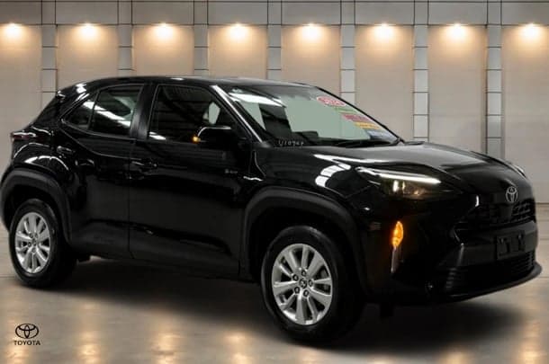 2024 Toyota Yaris Cross GX in Black