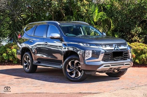 2025 Mitsubishi Pajero Sport GLS in Grey