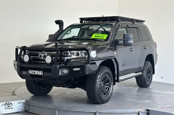 2021 Toyota Landcruiser GXL in Grey