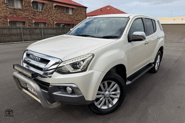 2018 Isuzu MU-X LS-U in White