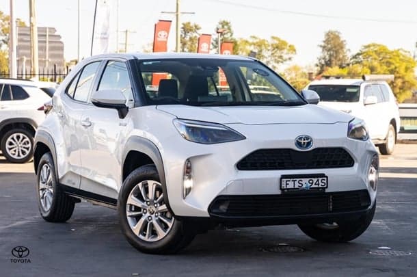 2022 Toyota Yaris Cross GX in White