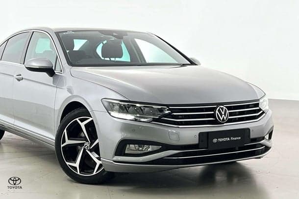 2021 Volkswagen Passat 140TSI Business in Silver