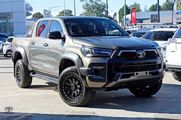 2025 Toyota Hilux Rogue in Brown