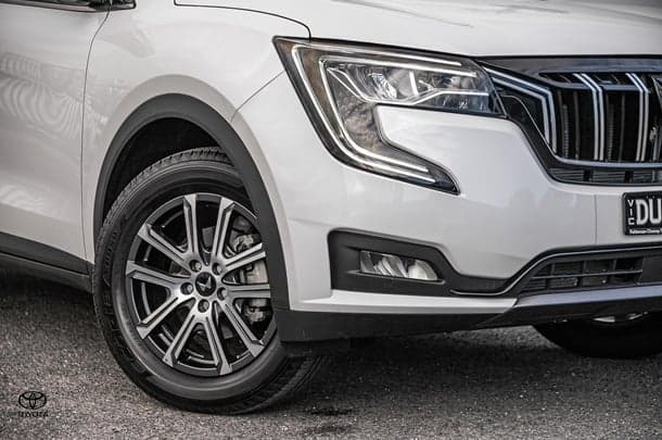2025 Mahindra XUV700 AX7L in Other