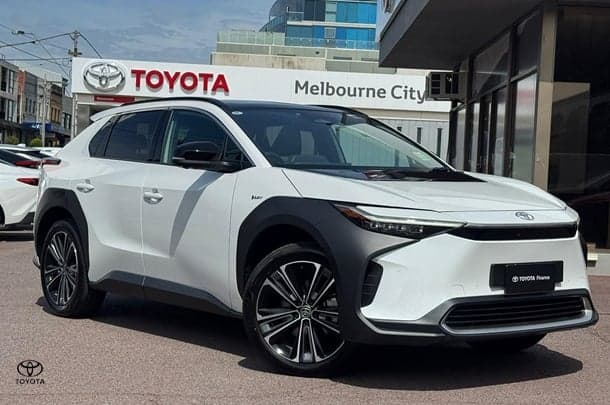 2024 Toyota bZ4X Base in White