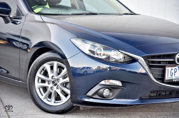 2015 Mazda 3 Maxx in Blue