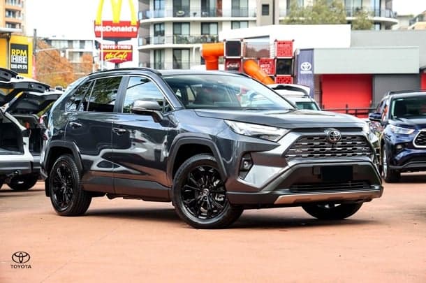 2025 Toyota RAV4 Cruiser 2WD in Silver