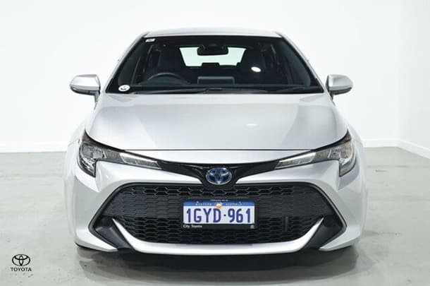 2019 Toyota Corolla Ascent Sport in Silver