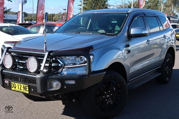 2019 Ford Everest Trend in Grey