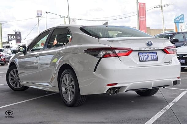 2024 Toyota Camry Ascent Sport in White
