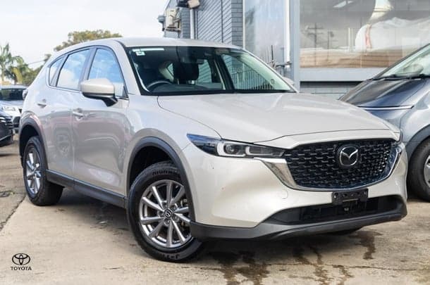 2024 Mazda CX-5 G25 Maxx Sport in Gold