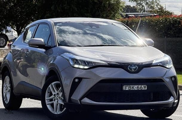 2021 Toyota C-HR GXL-2WD in Silver