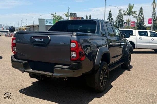 2024 Toyota Hilux Rogue 48V in Grey