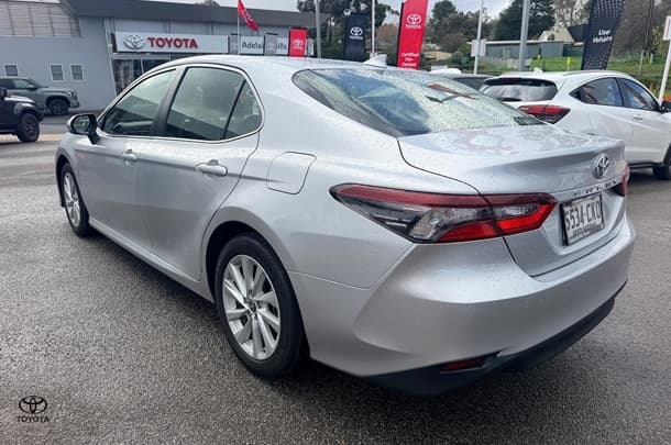 2021 Toyota Camry Ascent in Silver