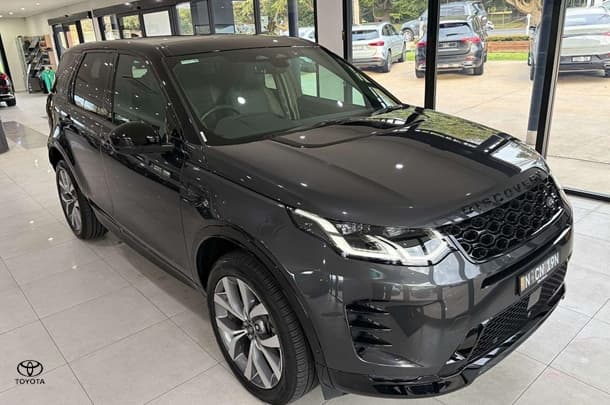 2024 Land Rover Discovery Sport P250 Dynamic HSE in Grey