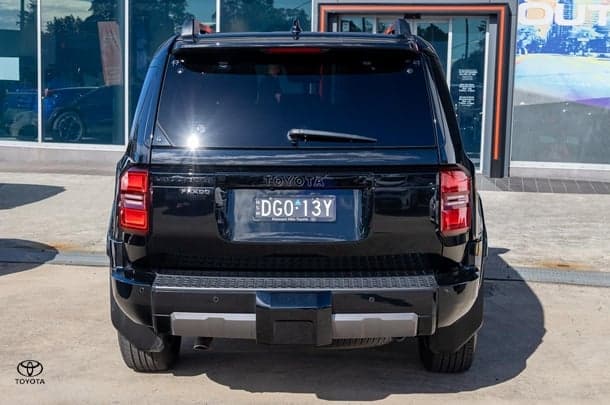 2024 Toyota Landcruiser Prado VX in Black