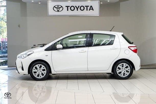 2019 Toyota Yaris Ascent in White