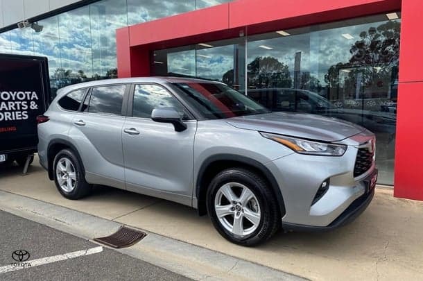 2023 Toyota Kluger GX in Silver