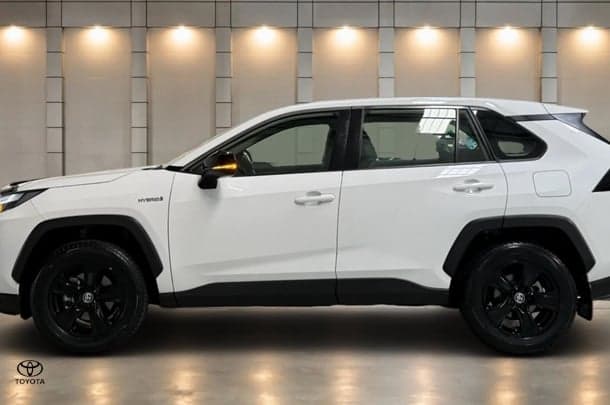 2024 Toyota RAV4 GX in White