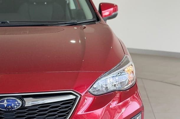2018 Subaru Impreza 2.0i Premium in Red