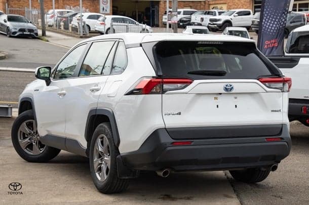 2024 Toyota RAV4 GX in White