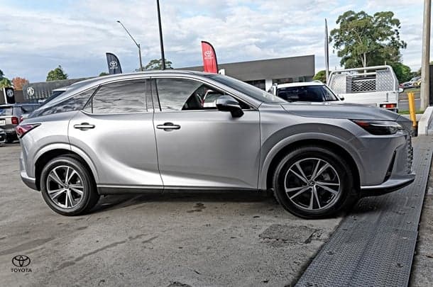 2023 Lexus RX Luxury in Grey