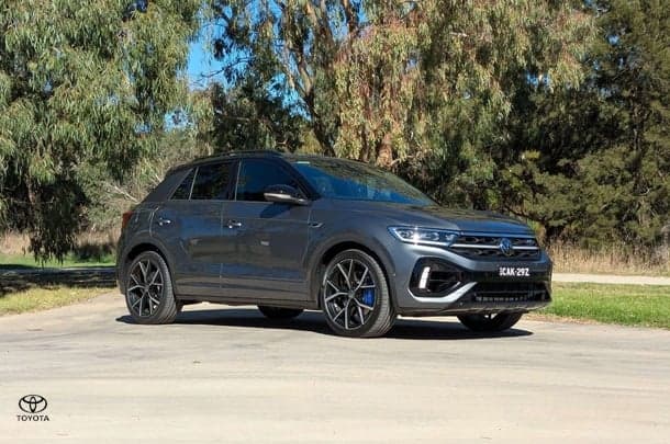 2023 Volkswagen T-Roc R in Black