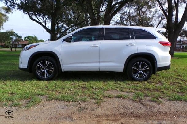 2019 Toyota Kluger GX in White