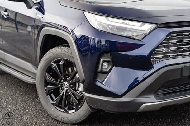 2023 Toyota RAV4 Cruiser in Blue
