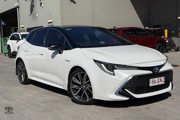 2022 Toyota Corolla ZR Hybrid in White