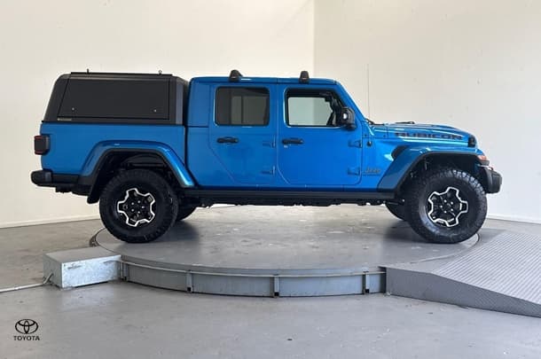 2021 Jeep Gladiator Rubicon in Blue