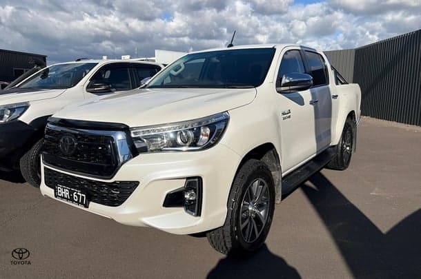 2019 Toyota Hilux SR5 in White