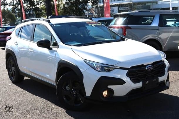 2023 Subaru Crosstrek 2.0L in White