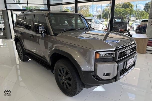 2025 Toyota Landcruiser Prado Altitude in Bronze
