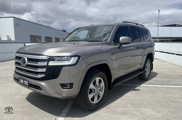 2022 Toyota Landcruiser VX in Bronze