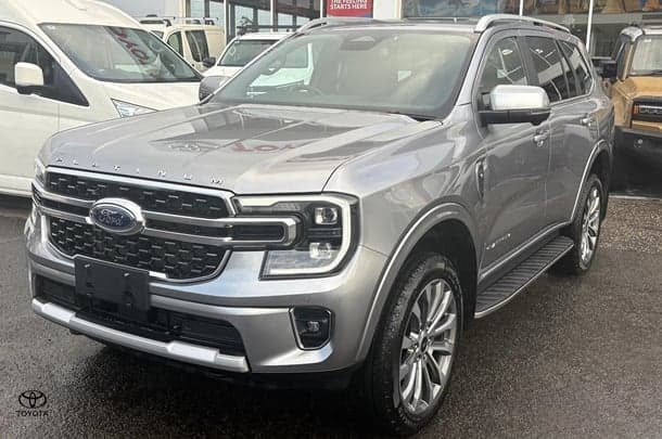 2025 Ford Everest Platinum in Pink