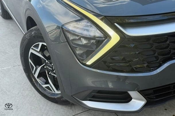 2024 Kia Sportage S in Grey