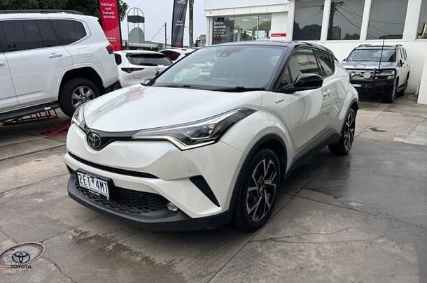 2017 Toyota C-HR Koba 2WD in Two Tone White