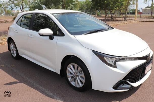 2022 Toyota Corolla Ascent Sport in White