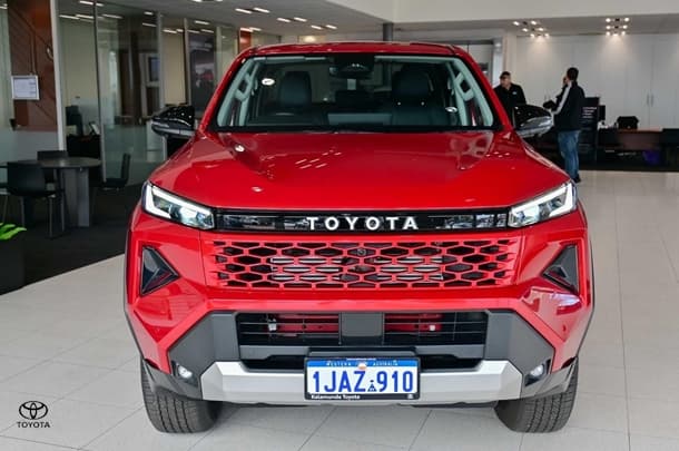 2026 Toyota Hilux SR5 48V in Red
