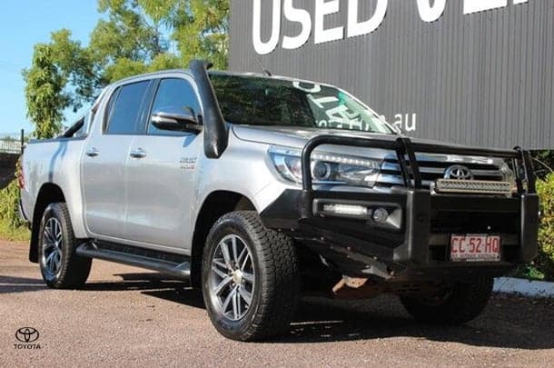 2016 Toyota Hilux SR5 in Silver