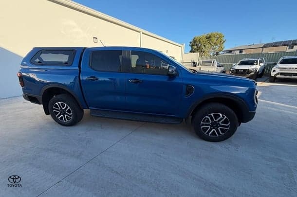 2023 Ford Ranger Sport in Black