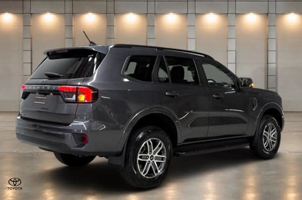 2024 Ford Everest Trend in Grey