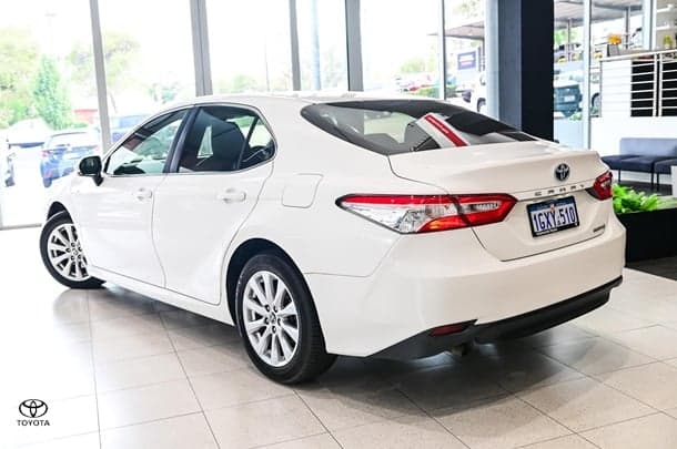 2019 Toyota Camry Ascent in White