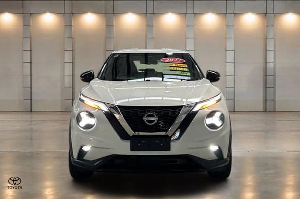 2023 Nissan JUKE ST-L in White