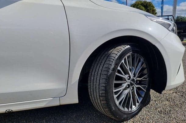 2022 Kia Cerato Sport in White